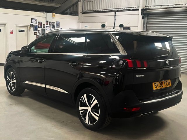 View our PEUGEOT 5008