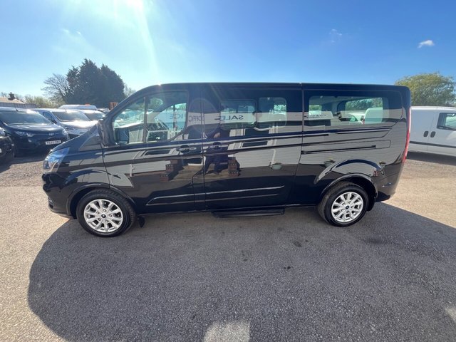 View our FORD TOURNEO CUSTOM