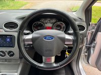 USED 2010 10 FORD FOCUS 1.8 Zetec S Hatchback 5dr Petrol Manual (167 g/km, 123 bhp) 