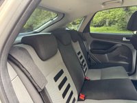 USED 2010 10 FORD FOCUS 1.8 Zetec S Hatchback 5dr Petrol Manual (167 g/km, 123 bhp) 