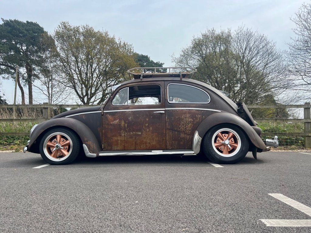 USED 1957 VOLKSWAGEN BEETLE Supercharged 1584cc // Air Ride // Oval safari window // px swap 