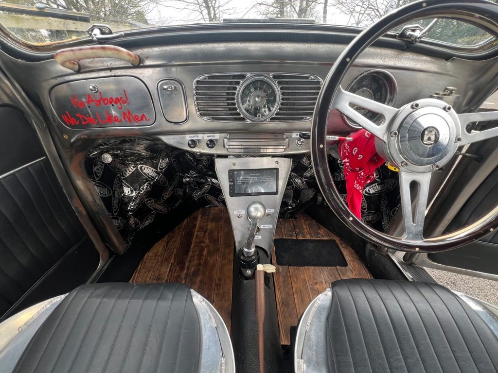 USED 1957 VOLKSWAGEN BEETLE Supercharged 1584cc // Air Ride // Oval safari window // px swap 