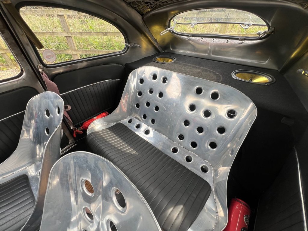 USED 1957 VOLKSWAGEN BEETLE Supercharged 1584cc // Air Ride // Oval safari window // px swap 