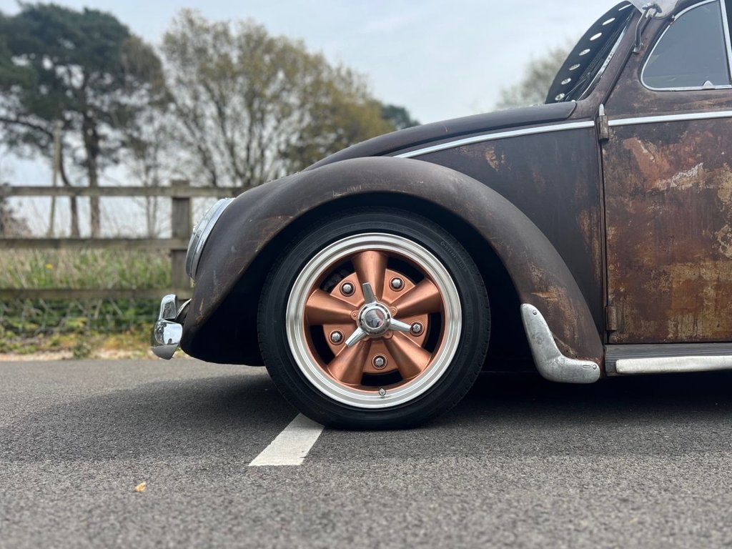 USED 1957 VOLKSWAGEN BEETLE Supercharged 1584cc // Air Ride // Oval safari window // px swap 