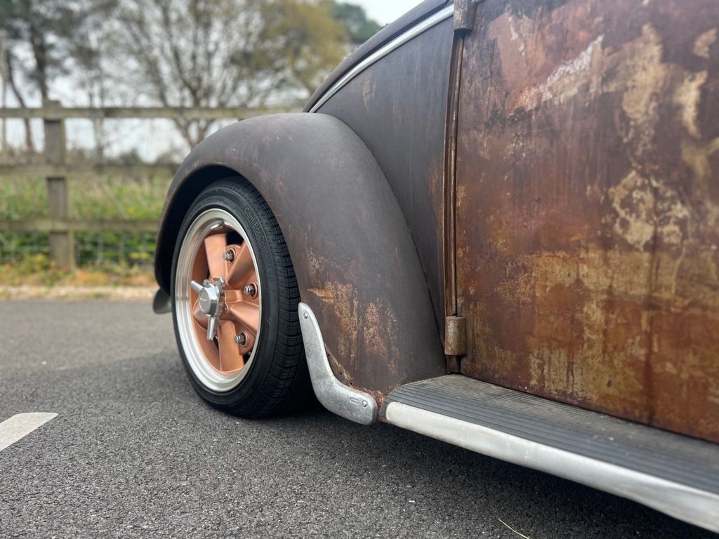 USED 1957 VOLKSWAGEN BEETLE Supercharged 1584cc // Air Ride // Oval safari window // px swap 