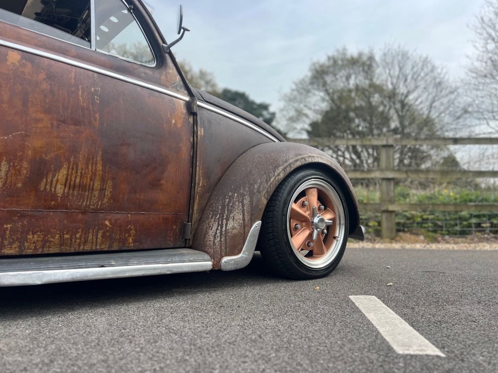USED 1957 VOLKSWAGEN BEETLE Supercharged 1584cc // Air Ride // Oval safari window // px swap 