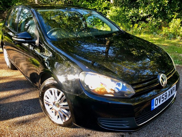 2009 59 Volkswagen Golf 1.4 S Hatchback 5dr Petrol Manual Euro 5 (80 ps) PART EXCHANGE TO CLEAR // NEW MOT JUST CARRIED OUT--SOLD BY US IN 2017 --WELL LOOKED AFTER CAR//X11 AIRBAGS//AIRCON//REMOTE LOCKING//x11 SERVICE INVOICES --WILL COME WITH RENEWED CAMBELT/WATERPUMP 