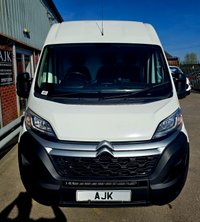 USED 2020 70 CITROEN RELAY 2.2 BlueHDi 35 Enterprise Panel Van 5dr Diesel Manual L2 High Roof Euro 6 (s/s) (140 ps) MEDIUM WHEEL BASE, SAT NAV, AIR CON