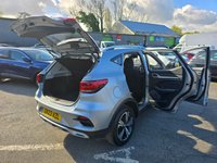 USED 2023 23 MG MG ZS 1.5 VTi-Tech Excite 5dr SUV in Silver, 21,780 miles, 1 owner, full service history, ULEZ Euro 6 petrol, 5-speed manual, 10.1