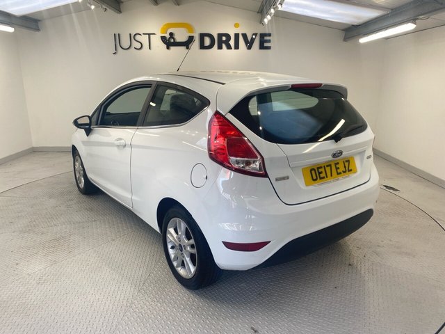 2017 Ford Fiesta 1L Zetec 3dr - Photo 5