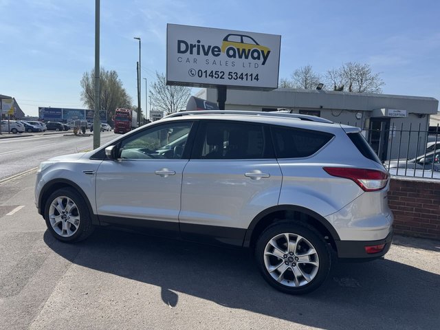 2014 64 Ford Kuga 2.0 TDCi Zetec SUV 5dr Diesel Manual 2WD Euro 5 (140 ps)