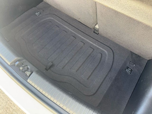 2014 Hyundai I10 1L Se 5dr - Photo 7