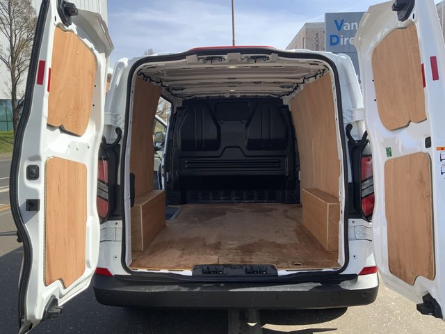 2024 Ford Transit Custom 2L Trend 5dr - Photo 9