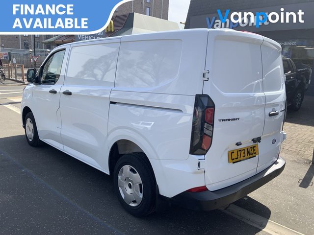 2024 Ford Transit Custom 2L Trend 5dr - Photo 4