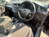 USED 2017 66 VOLKSWAGEN TIGUAN 2.0 TDI BlueMotion Tech SE Navigation SUV 5dr Diesel Manual 4Motion Euro 6 (s/s) (150 ps) FULL HISTORY WITH TIMING BELT CHANGE @35K 2 KEYS BOOK PACK FRESH SERVICE AND 1 YEAR MOT WITHIN THE SALE