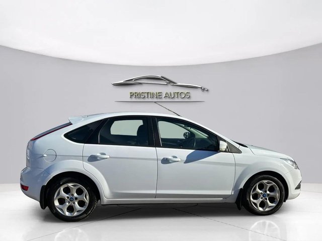 2011 FORD FOCUS - Photo 3