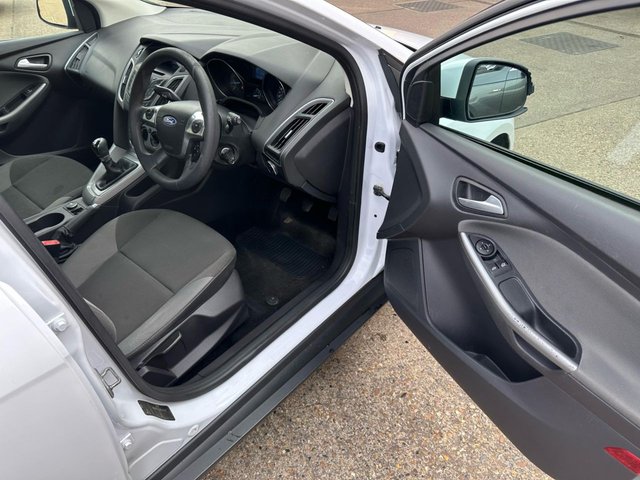 2012 FORD FOCUS - Photo 7