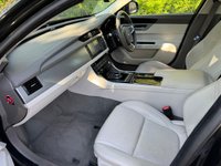 USED 2017 17 JAGUAR XF 2.0d Prestige Saloon 4dr Diesel Auto Euro 6 (s/s) (163 ps) Lane Assist, Heated Front and Rear Seats