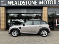 USED 2022 22 MINI COUNTRYMAN 1.5 Cooper Exclusive SUV 5dr Petrol Steptronic Euro 6 (s/s) (136 ps) Camera | Head Up | Auto Tailgate