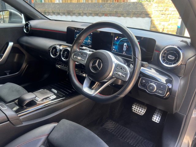 2018 MERCEDES-BENZ A-CLASS 2018 1.3 A200 AMG Line Hatchback 5dr Petrol 7G-DCT Euro 6 (s/s) (163 ps) - Photo 2