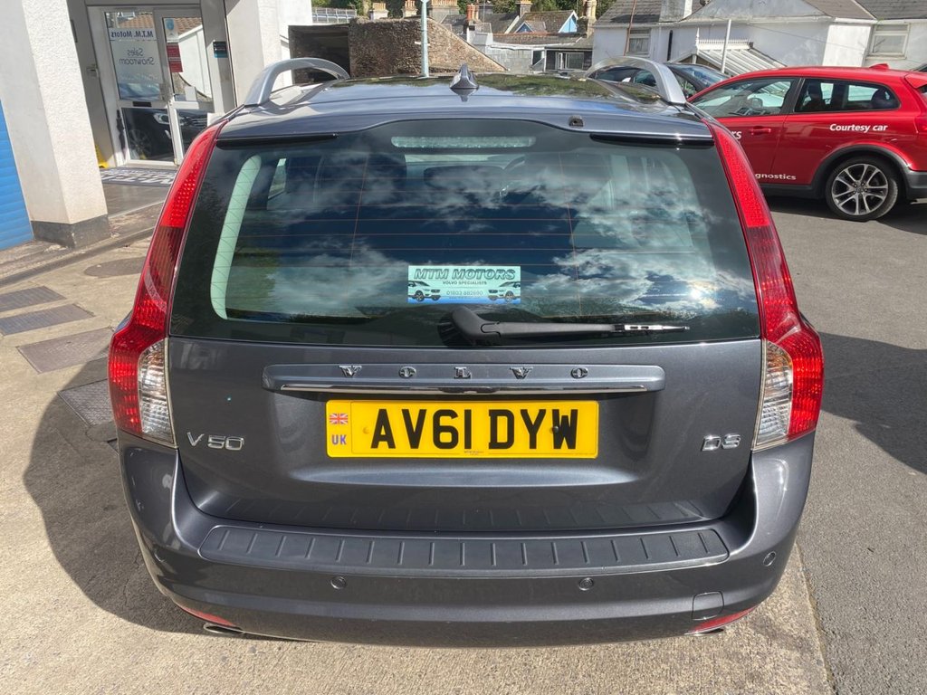 USED 2011 61 VOLVO V50 2.0 D3 SE Lux Edition Estate 5dr Diesel Geartronic Euro 5 (150 ps) HEATED SEATS + SAT NAV