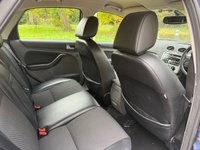 USED 2006 06 FORD FOCUS 1.6 Titanium Hatchback 5dr Petrol Manual (155 g/km, 113 bhp) 
