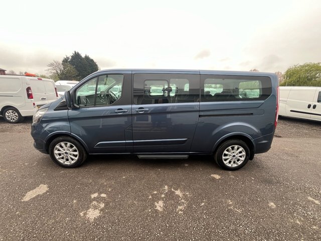 View our FORD TOURNEO CUSTOM