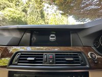 USED 2013 13 BMW 5 SERIES 3.0 530d SE Saloon 4dr Diesel Auto Euro 5 (s/s) (258 ps) SAT NAV,LEATHER,MEDIA PACKAGE