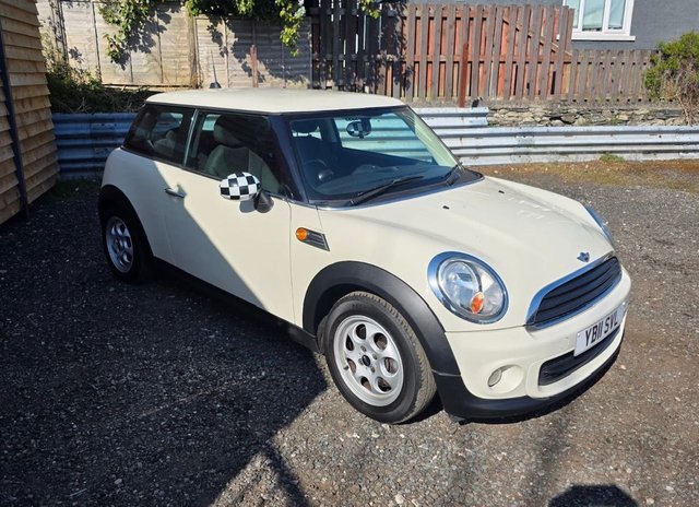 2011 MINI HATCH - Photo 2