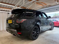 USED 2021 21 LAND ROVER RANGE ROVER SPORT 2.0 P400e 13.1kWh HSE Silver SUV 5dr Petrol Plug-in Hybrid Auto 4WD Euro 6 (s/s) (404 ps)+1 FORMER KEEPER+HISTORY+2 KEYS+PANORAMIC SUNROOF+LEATHER+MEDIA+APPS+DIGITAL COCKPIT+ 2 KEYS+1 FORMER KEEPER+FSH+NAV+FULL LEATHER SEATS+PANO SUNROOF+CAM+PRIVACY+19" ALLOYS+BLUETOOTH+MEDIA+CLIMATE+PARKING SENSORS+HEATED SEATS+HPI CLEAR