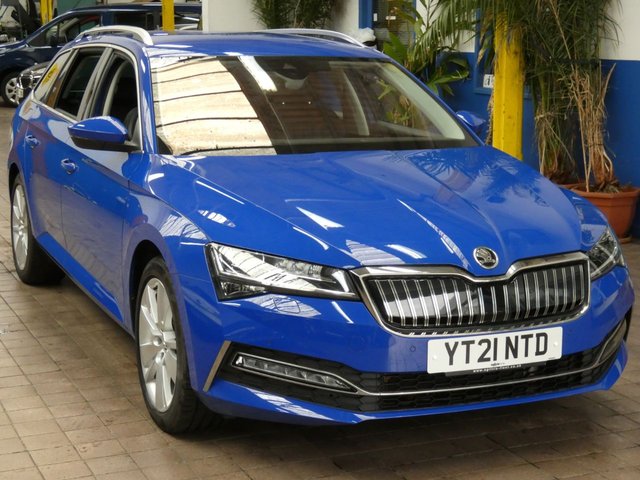 2021 21 Skoda Superb 1.4 TSI iV 13kWh SE L Estate 5dr Petrol Plug-in Hybrid DSG Euro 6 (s/s) (218 ps)