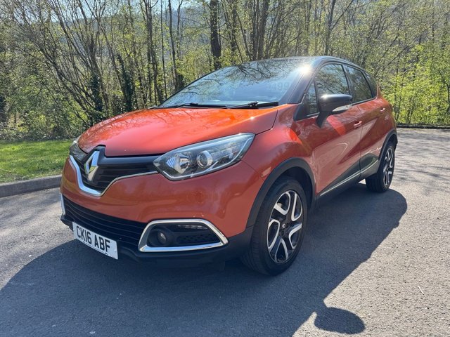 View our RENAULT CAPTUR