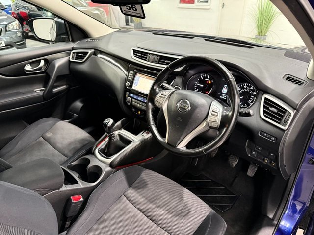 View our NISSAN QASHQAI