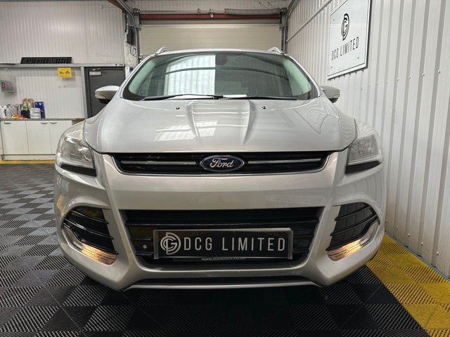 2013 FORD KUGA (2013) - Photo 2