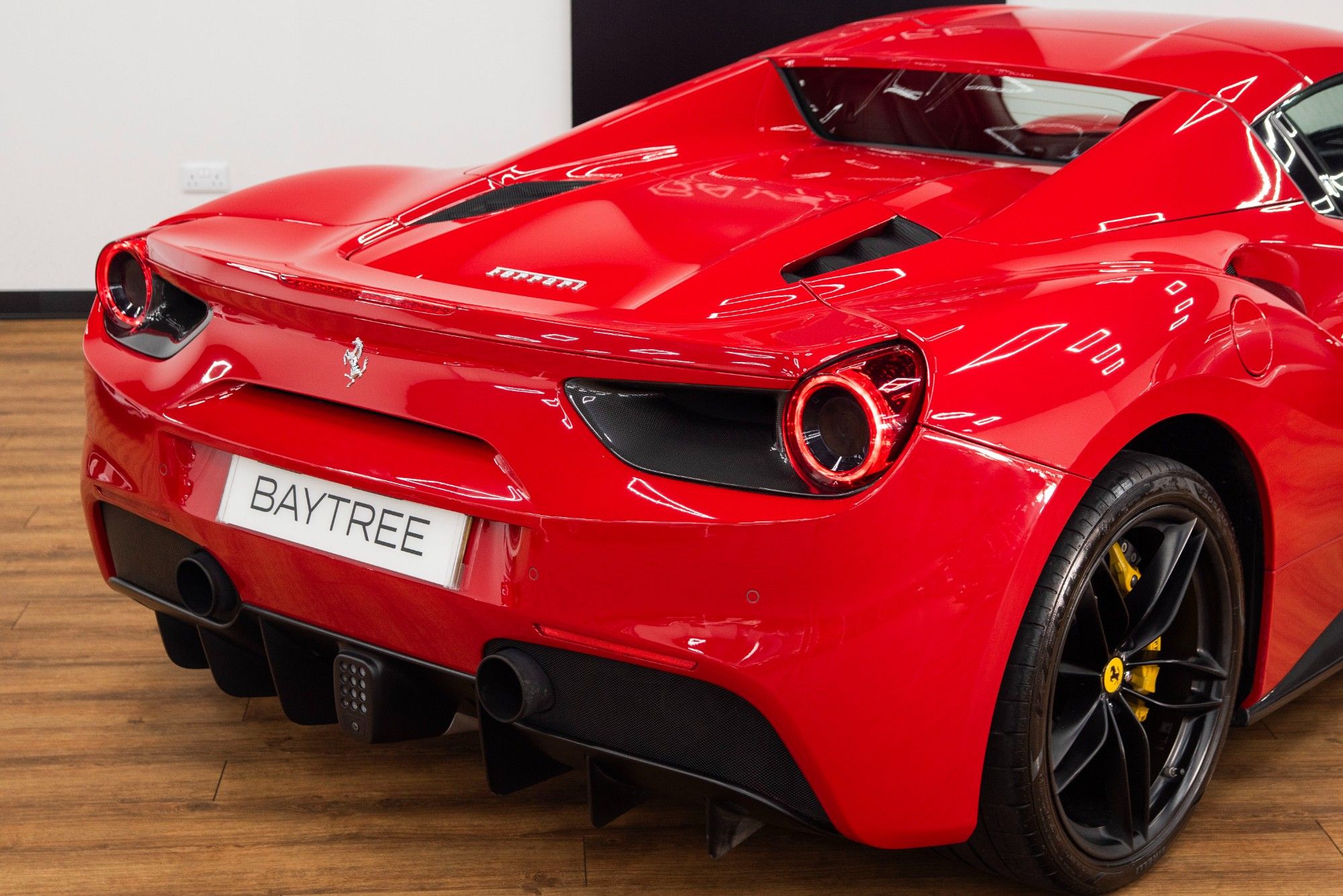 USED 2017 17 FERRARI 488 3.9T V8 Spider 