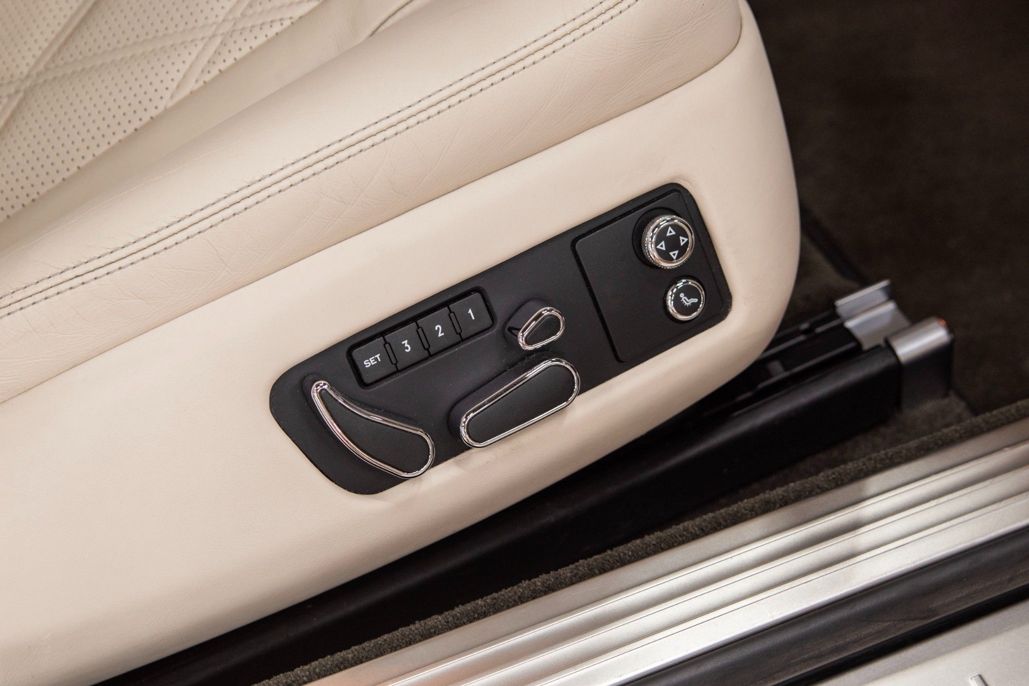 USED 2012 C BENTLEY CONTINENTAL 4.0 V8 GT 