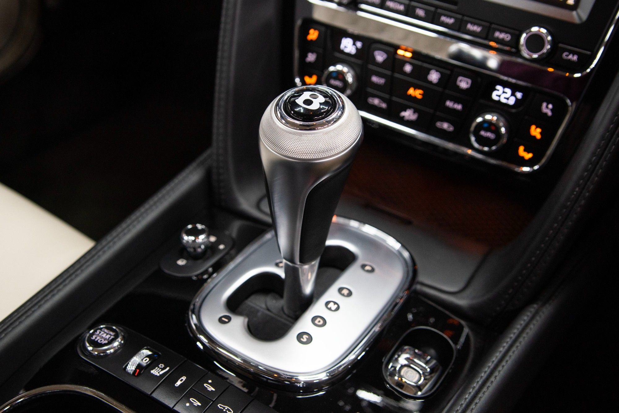 USED 2012 C BENTLEY CONTINENTAL 4.0 V8 GT 