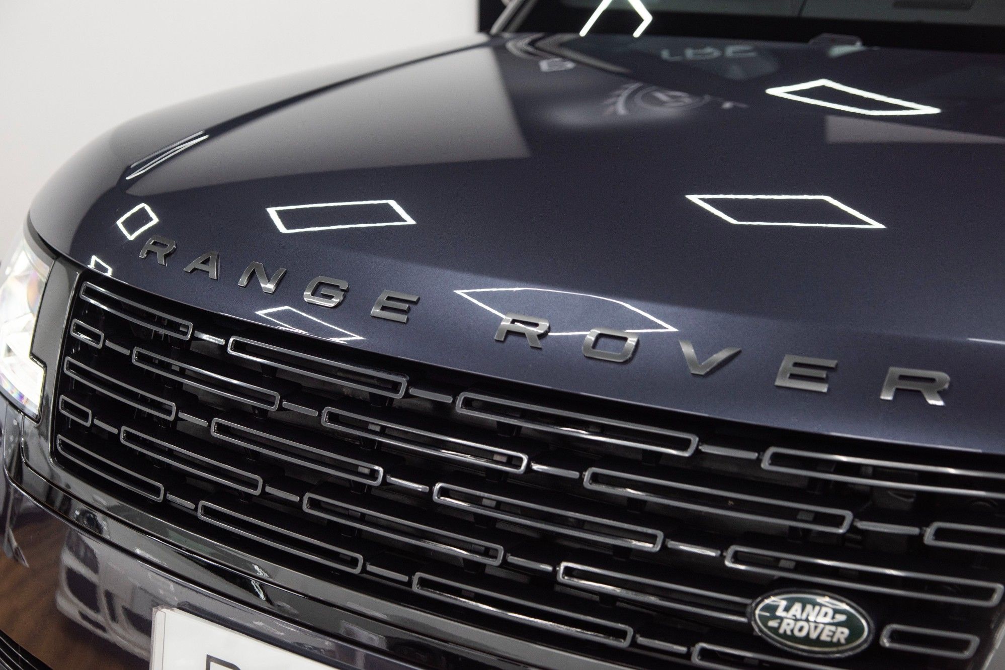USED 2023 72 LAND ROVER RANGE ROVER 3.0 P400 MHEV HSE SUV
