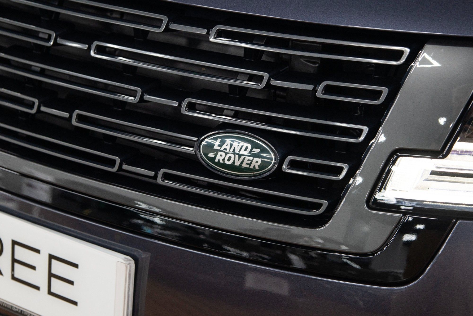 USED 2023 72 LAND ROVER RANGE ROVER 3.0 P400 MHEV HSE SUV