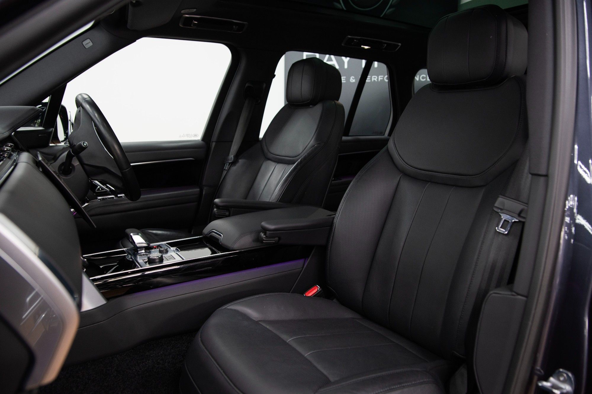 USED 2023 72 LAND ROVER RANGE ROVER 3.0 P400 MHEV HSE SUV