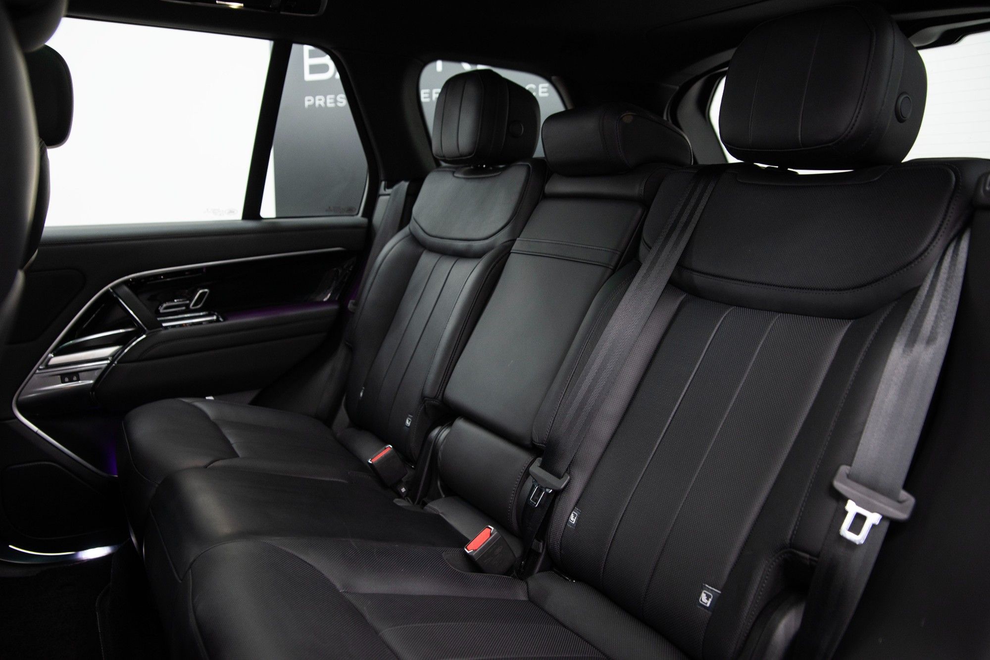 USED 2023 72 LAND ROVER RANGE ROVER 3.0 P400 MHEV HSE SUV