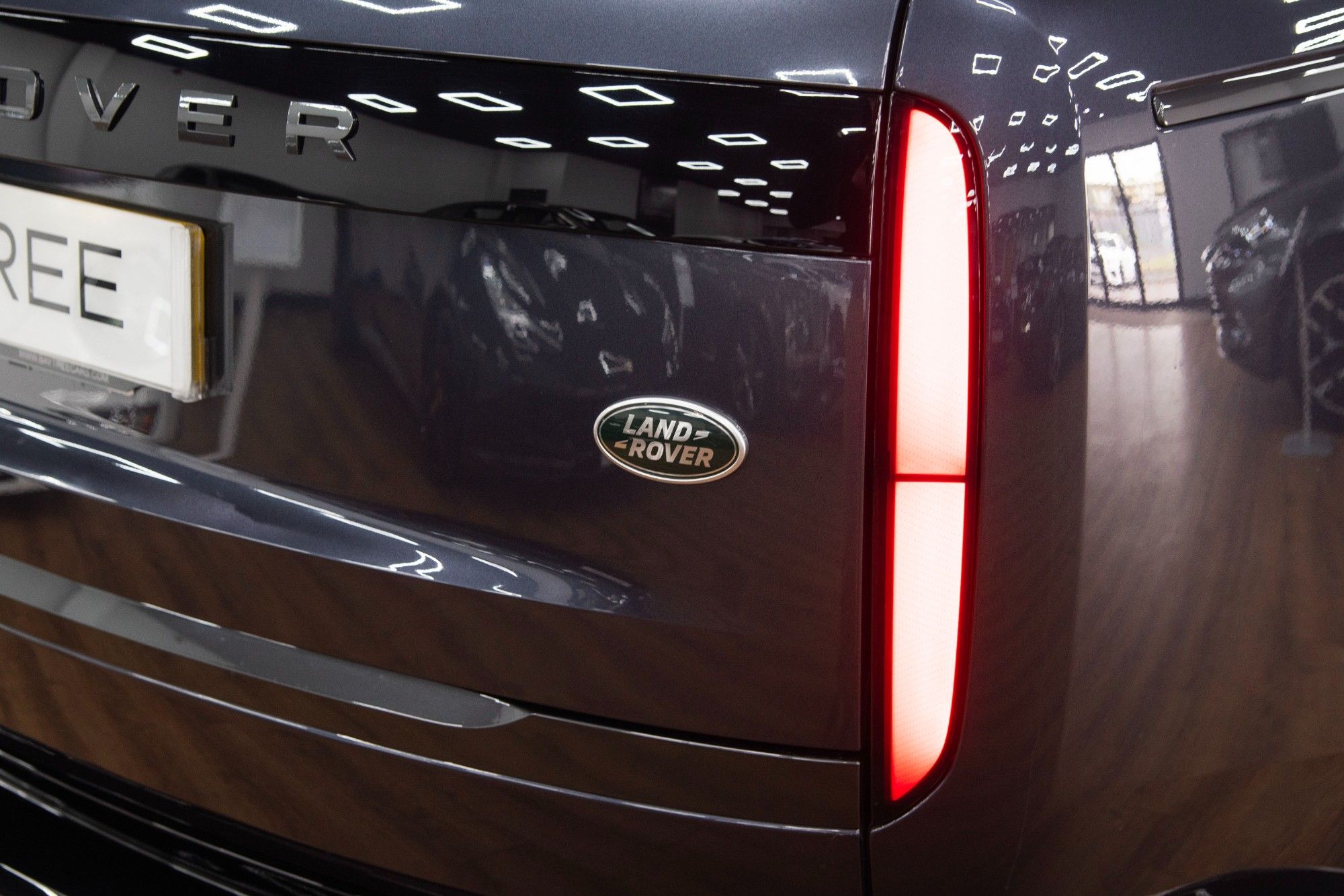 USED 2023 72 LAND ROVER RANGE ROVER 3.0 P400 MHEV HSE SUV