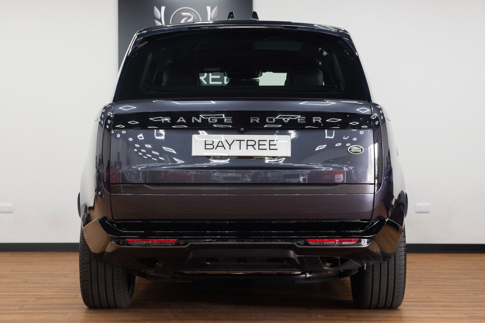 USED 2023 72 LAND ROVER RANGE ROVER 3.0 P400 MHEV HSE SUV