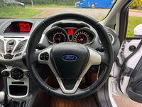 USED 2011 61 FORD FIESTA 1.25 Zetec Hatchback 3dr Petrol Manual (129 g/km, 81 bhp) 