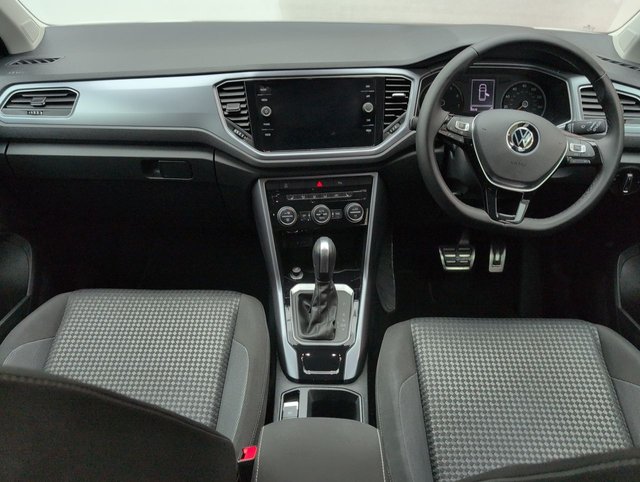 USED 2022 71 Volkswagen T-Roc 1.5 TSI Evo Active Suv 5dr Petrol DSg Euro 6 (s/S) (150 Ps) - Sat Nav + Climate Control