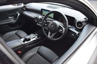USED 2018 68 MERCEDES-BENZ A-CLASS 1.5 A180d Sport (Executive) Hatchback 5dr Diesel 7G-DCT Euro 6 (s/s) (116 ps) FULL SERVICE HISTORY / SAT NAV