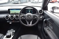 USED 2018 68 MERCEDES-BENZ A-CLASS 1.5 A180d Sport (Executive) Hatchback 5dr Diesel 7G-DCT Euro 6 (s/s) (116 ps) FULL SERVICE HISTORY / SAT NAV
