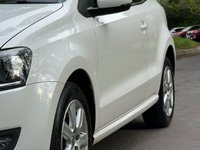USED 2013 63 VOLKSWAGEN POLO 1.4 Match Edition Hatchback 3dr Petrol DSG Euro 5 (85 ps) 