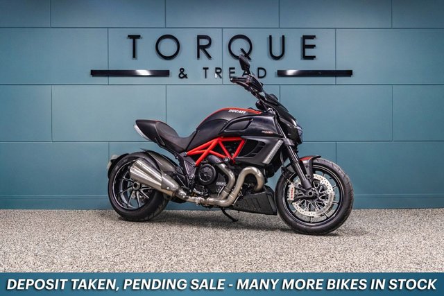 2011 11 Ducati Diavel 1198 Carbon Custom Cruiser 