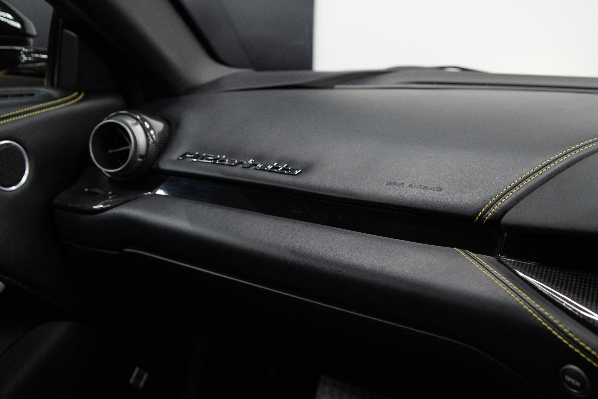 USED 2013 F FERRARI F12 BERLINETTA 6.3 V12 Coupe 